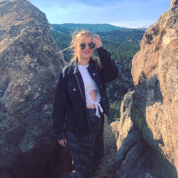 Meet your Posher, Jessi - Picture 1 of 1